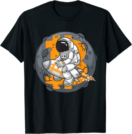Black To The Moon T-Shirt Astronaut Flies With The Btc
