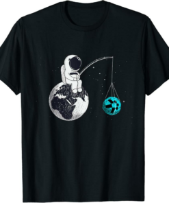 Quant T-Shirt Astronaut Fishing The QNT Logo Crypto Moon