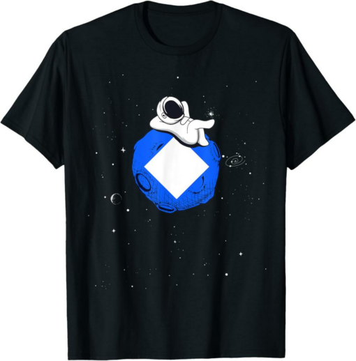 Waves T-Shirt Cryptocurrency Fun Relaxing Space Man On Moon