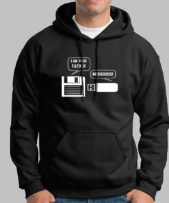 Retro Tech – ‘Floppy Disk and USB’ Men’s Nostalgic T-Shirt