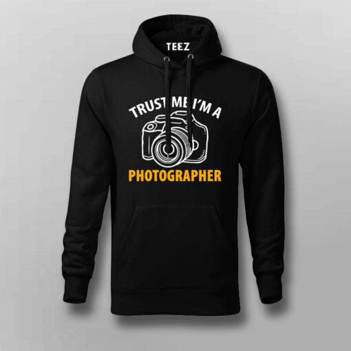 Trust Me, I Capture Moments Men’s Photography Tee